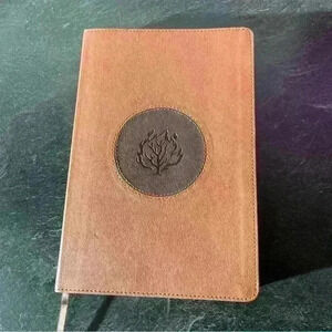 I Am Bible, Brown Leathertouch With Index by Kirby, Terry- EUC